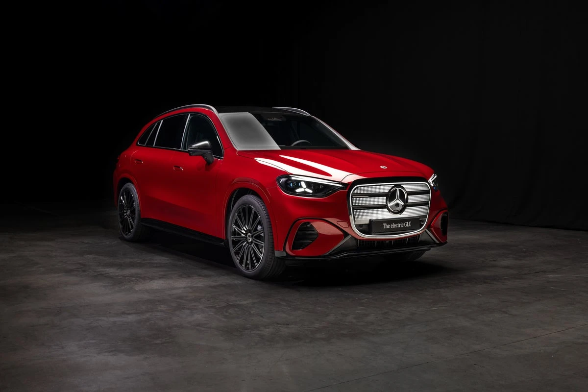 New all-electric Mercedes GLC aims for BMW iX3 – and misses on range