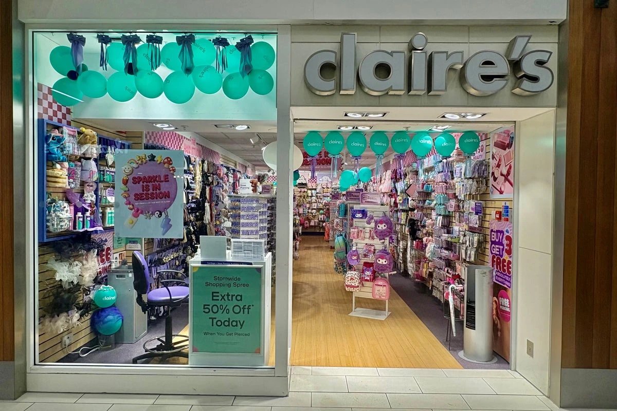Major High Street chain goes bust and immediately shuts all stores