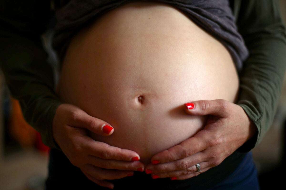 Couple criticised over foreign surrogacy that left siblings stateless