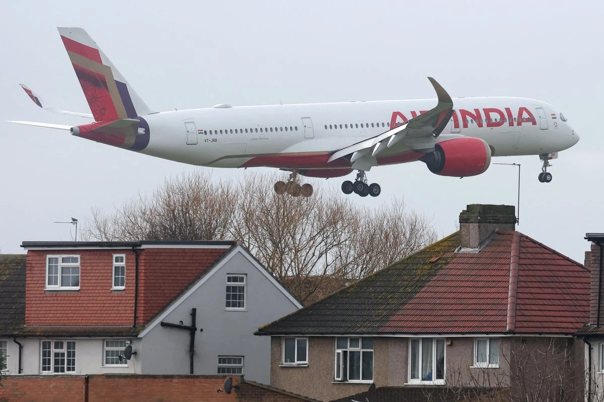 Air India warned over ‘serious violations’ of pilot oversight