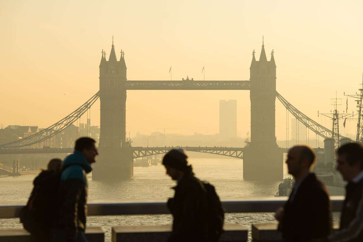 Young people out of London likely to feel worse about their future