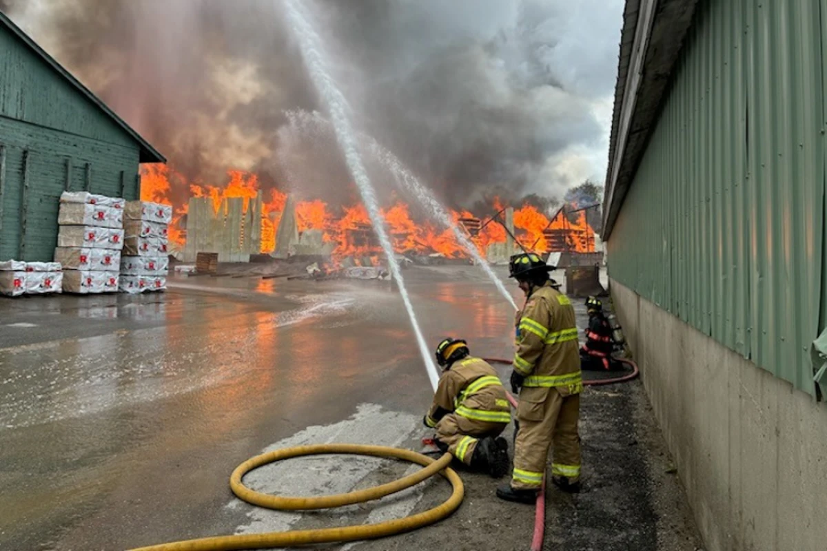 Firefighter killed, others critically injured in Maine mill explosion