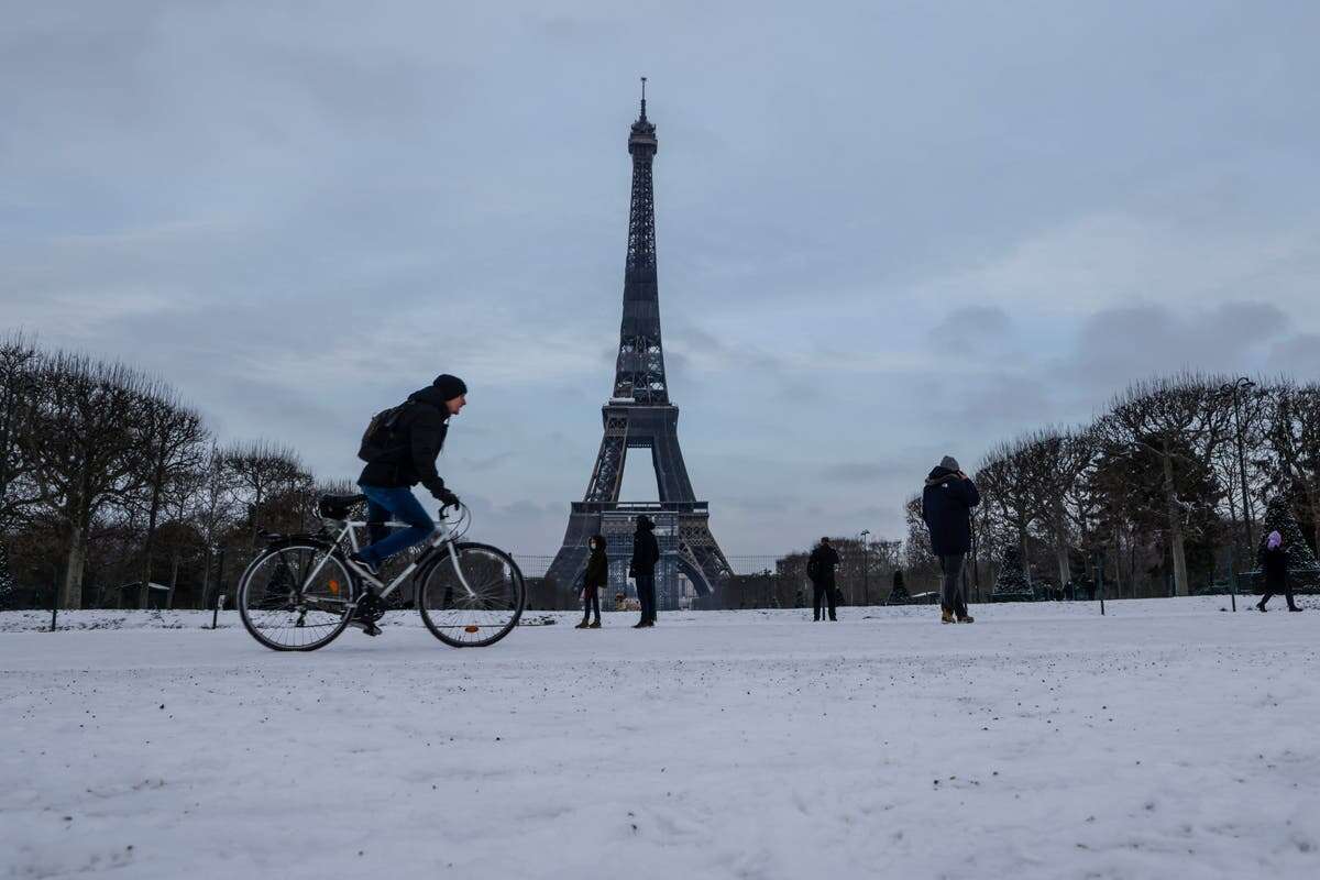 Death of cycling campaigner sparks angry protests in France