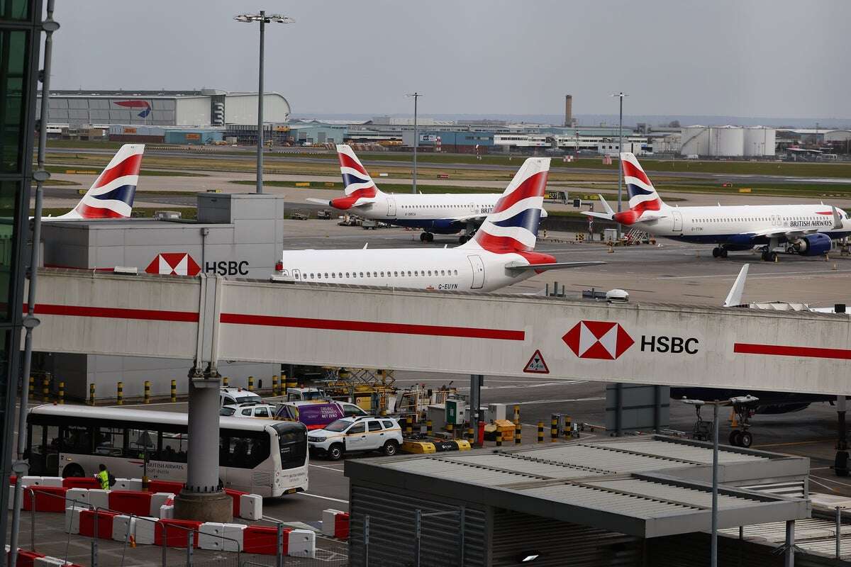 Urgent probe ordered into Heathrow power outage