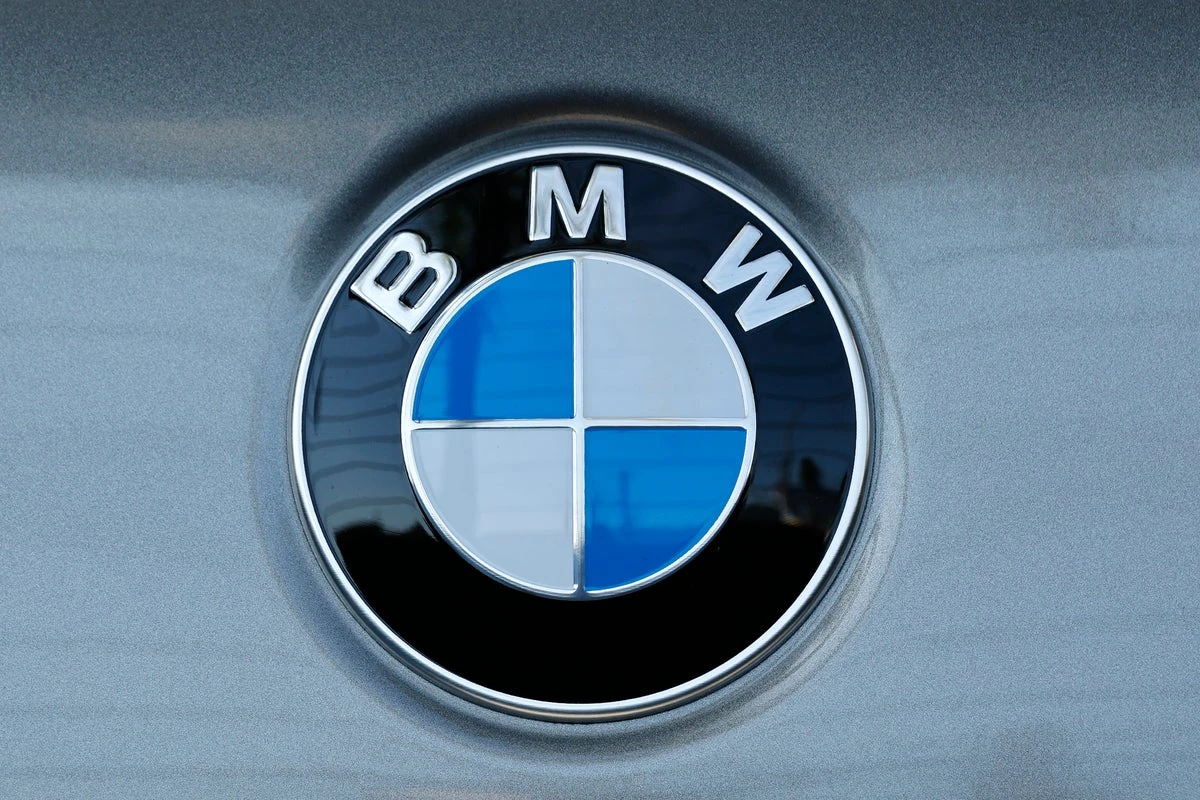 BMW recalling almost 200,000 cars in the US over potential fire risk