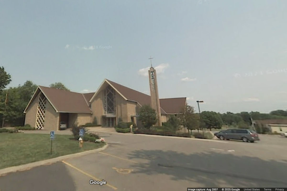NFL player escorted from church after demanding info about porn claims