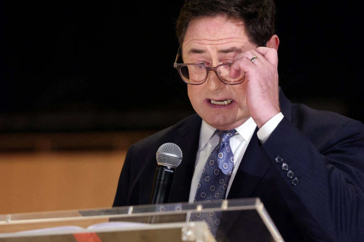 Nebraska Republican heckled at town hall over Epstein files