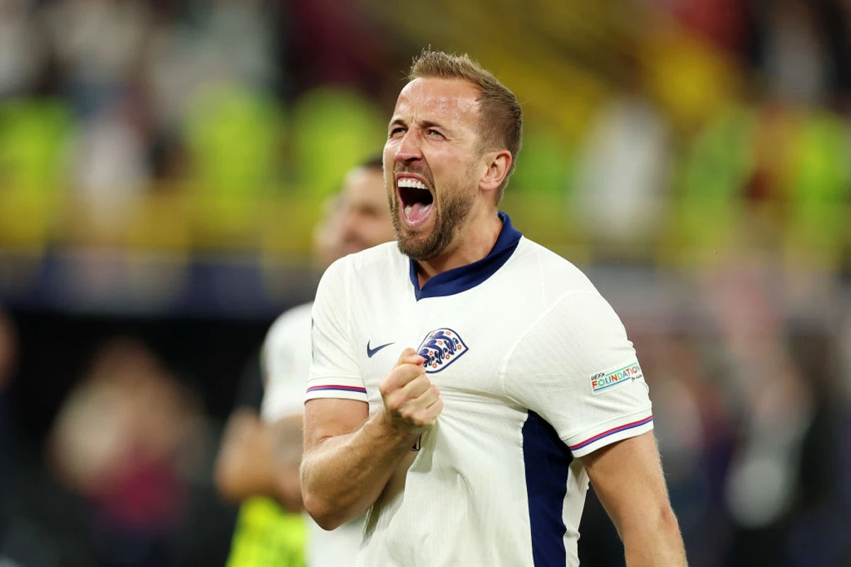 Retailers hope for World Cup boost as high street sales tumble