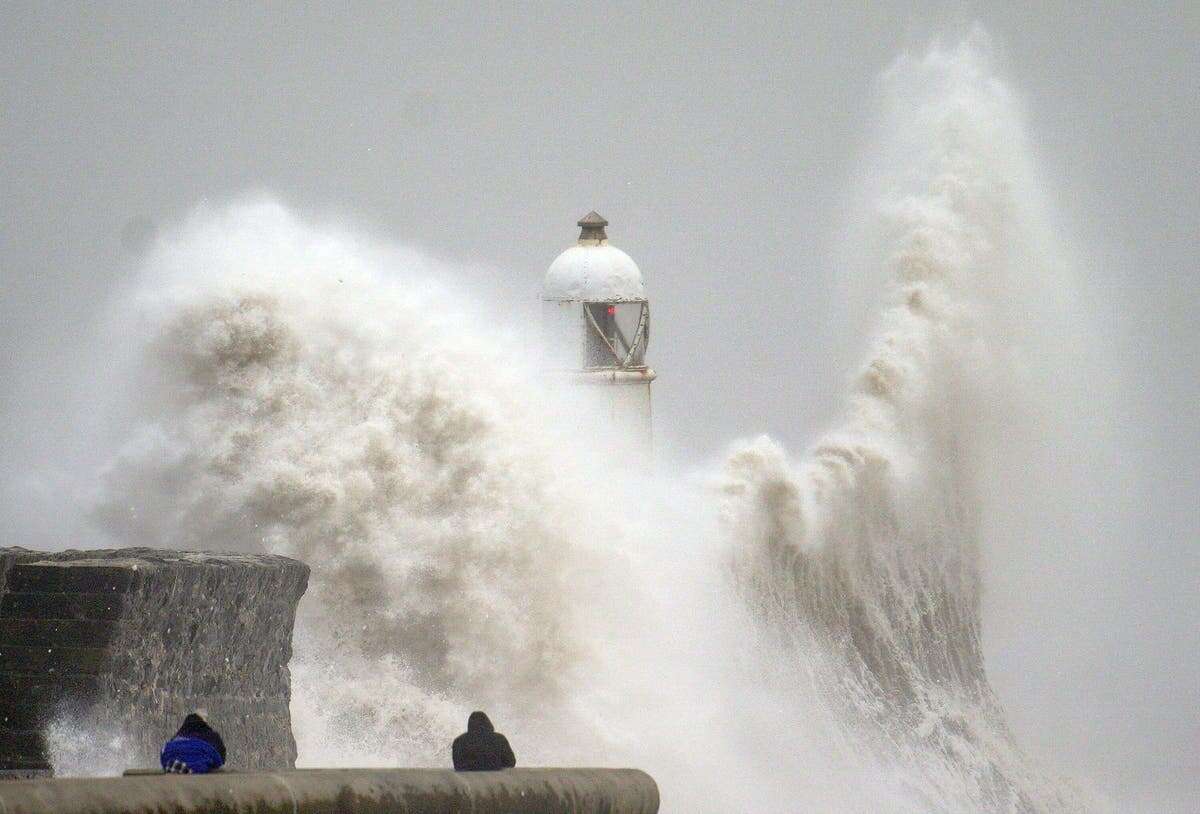 Storm Herminia map: Where 75mph winds and rain will hit UK today