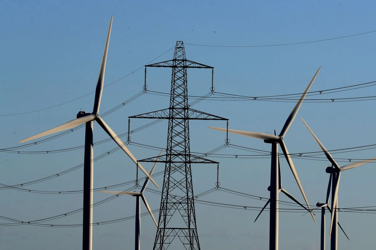 Energy price cap scrap would save households hundreds, analysis finds