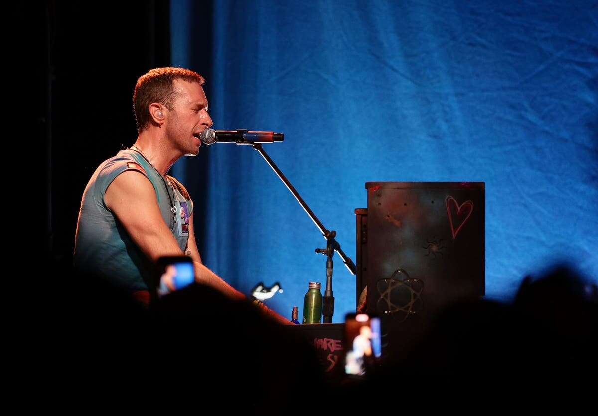 Chris Martin thanks Indian fans for forgiving British colonialism