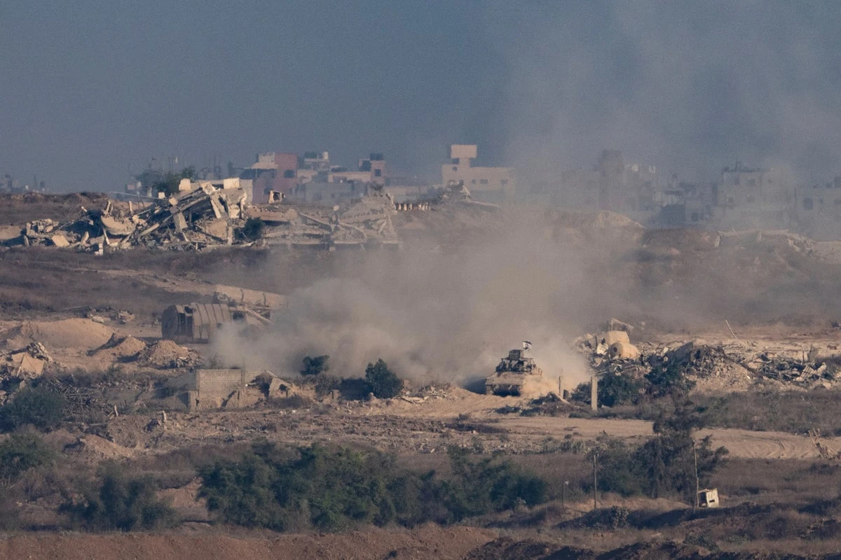 Israel calls up reservists as military continues Gaza ground operation