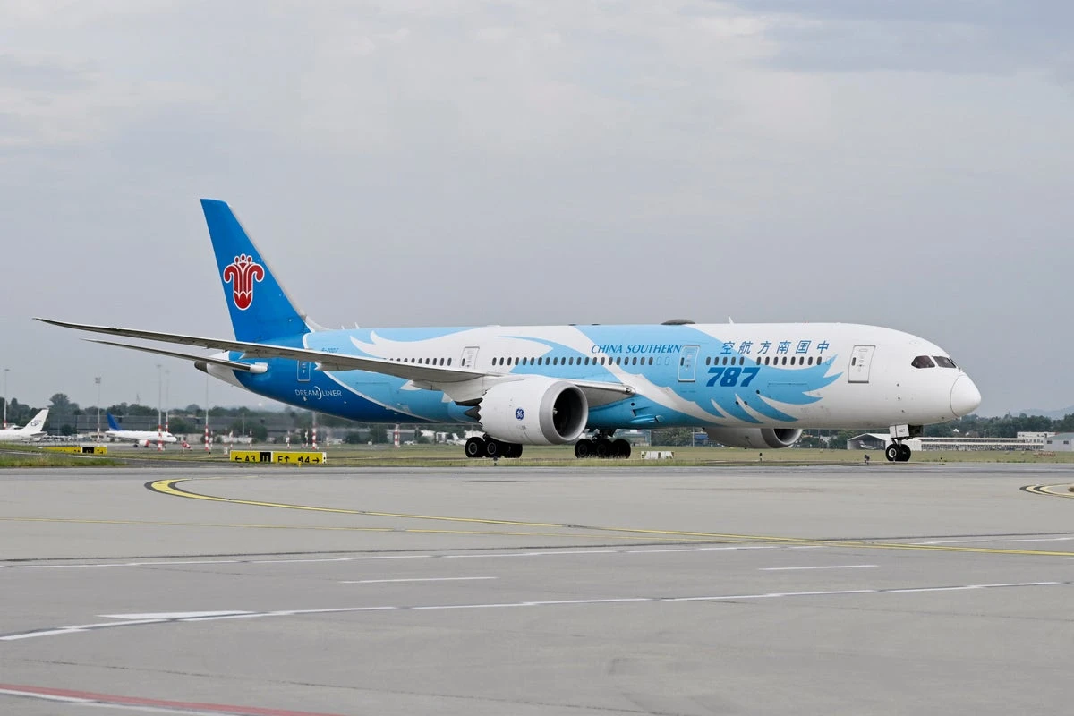 Direct flights between India and China to resume in diplomatic deal