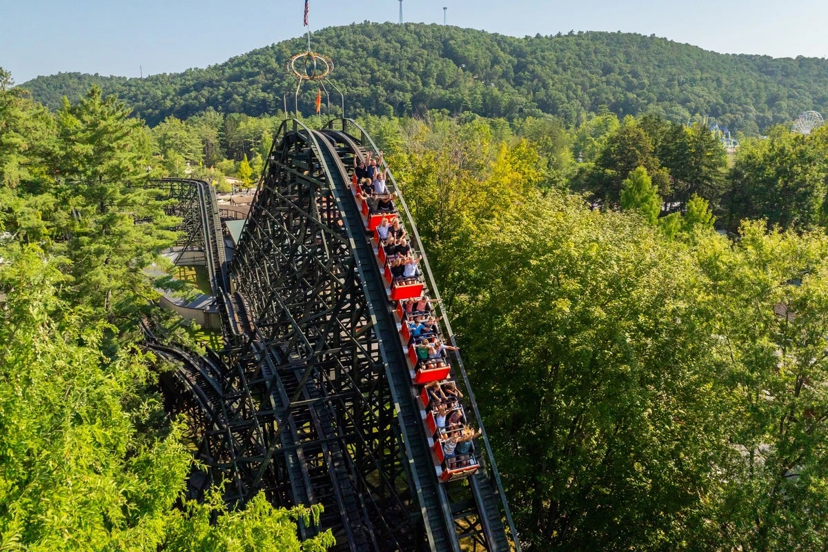 Owner of amusement park had to ‘pinky swear’ never to charge admission