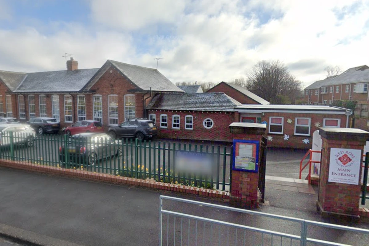 Deputy head who bit and hit student avoids teaching ban