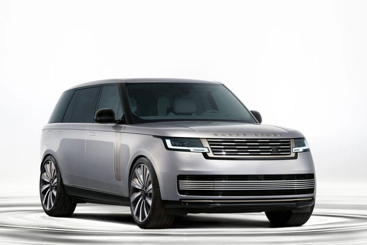 Range Rover SV Ultra is a concert-hall on wheels