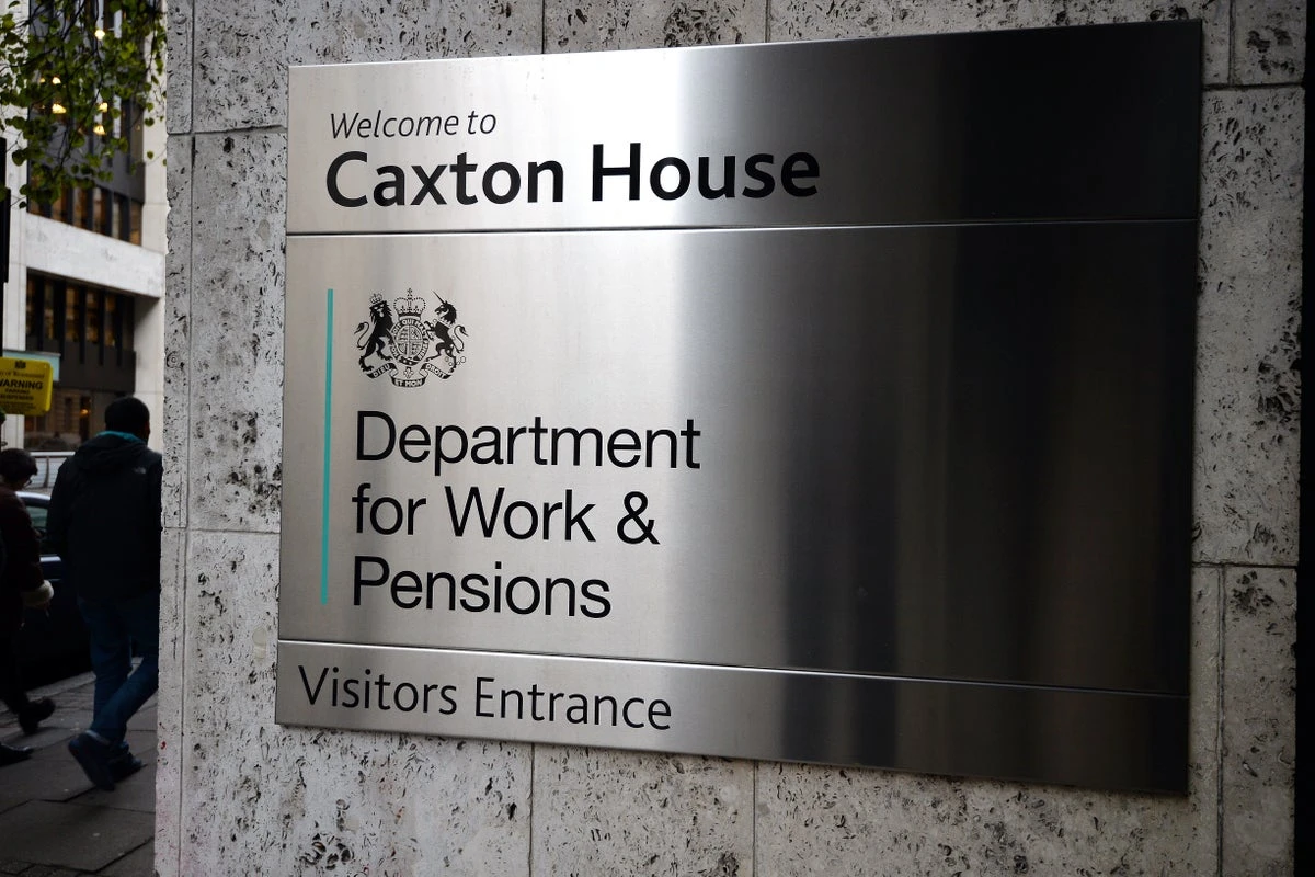 DWP criticised for PIP changes excluding young people under 25