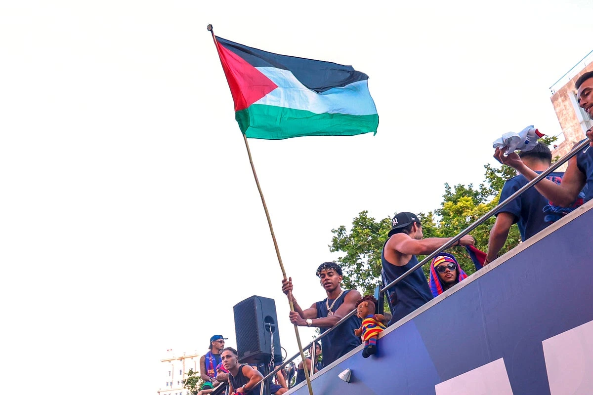 Israeli minister says Yamal ‘incited hate’ by waving Palestinian flag