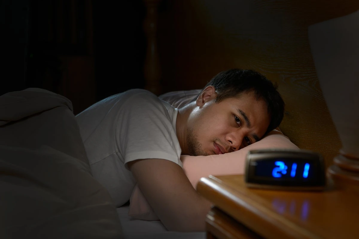 Poor sleepers more likely to believe in conspiracy theories - study