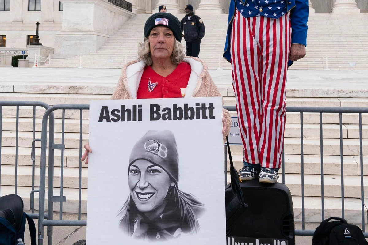 Senator seeks to block military funeral honors for Ashli Babbitt