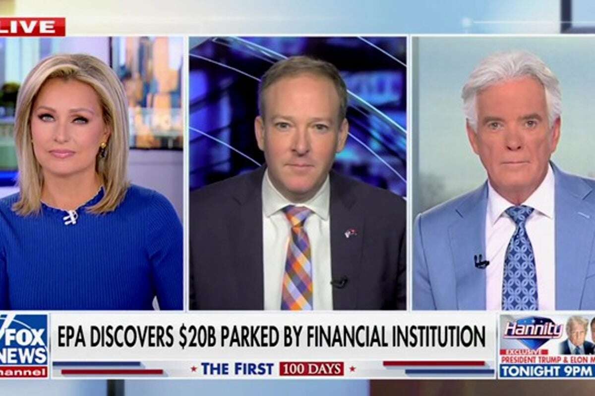 Fox anchor thinks EPA found ‘$20 billion sitting in a parked car’