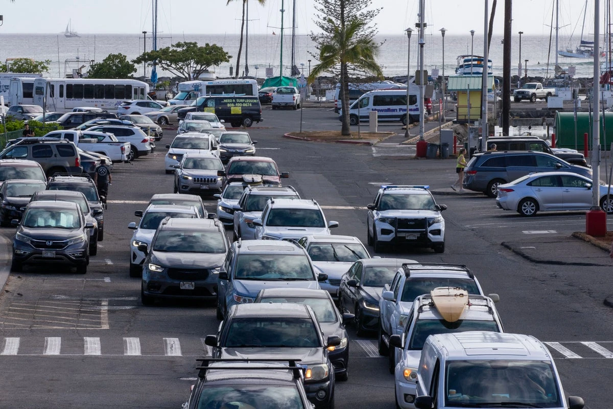 No tsunami threat to Hawaii from 7-magnitude earthquake