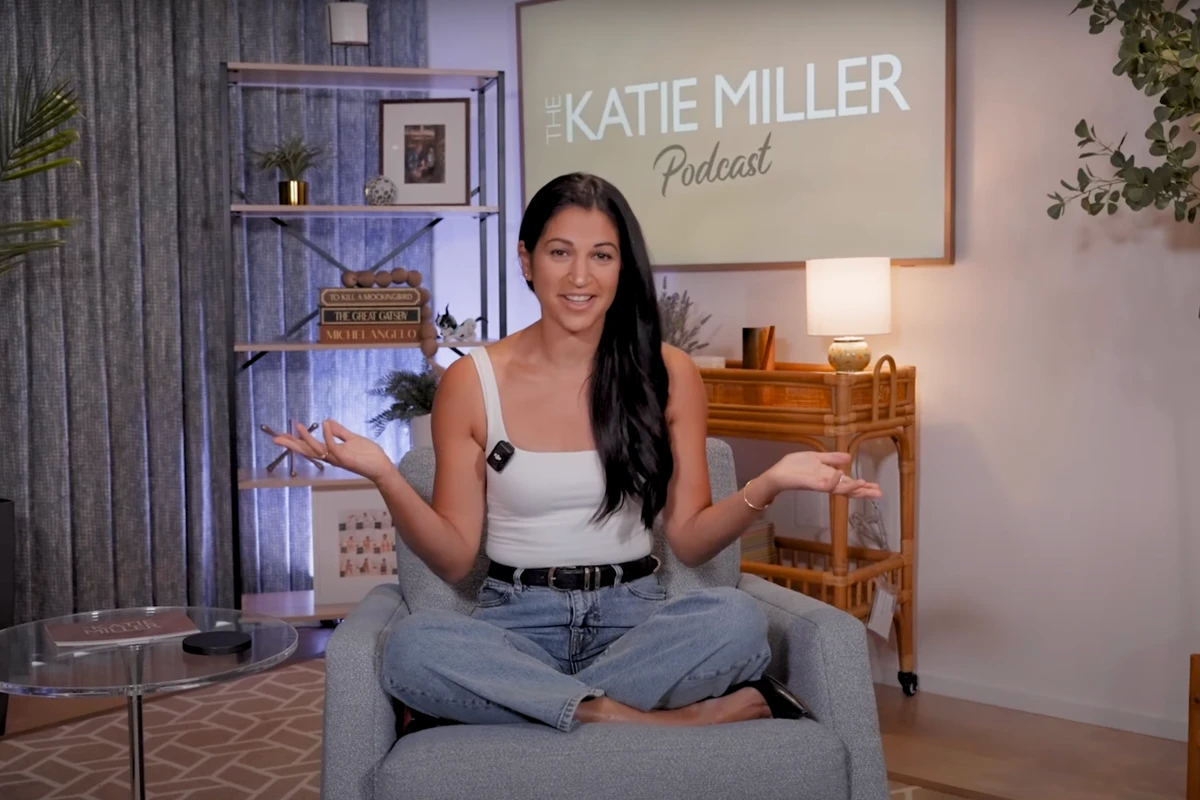 Stephen Miller’s wife leaves job with Elon Musk to launch podcast
