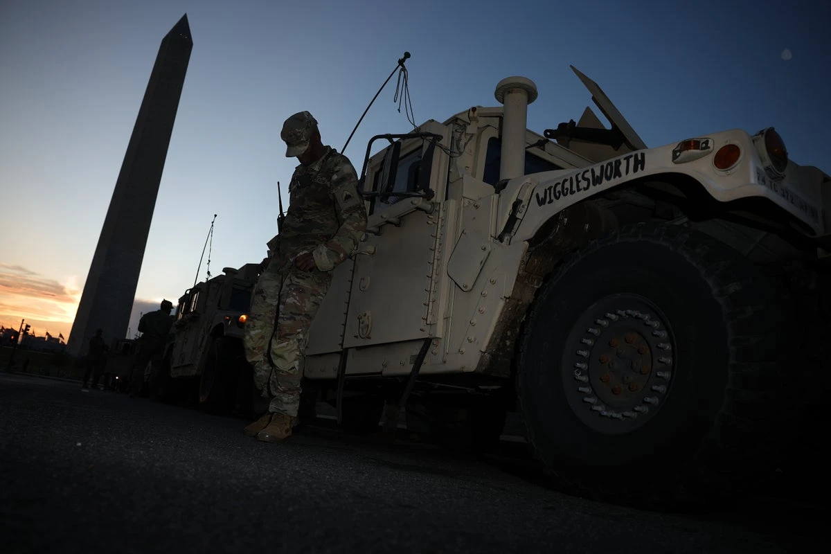 National Guard on streets of DC in Trump crime-fighting push