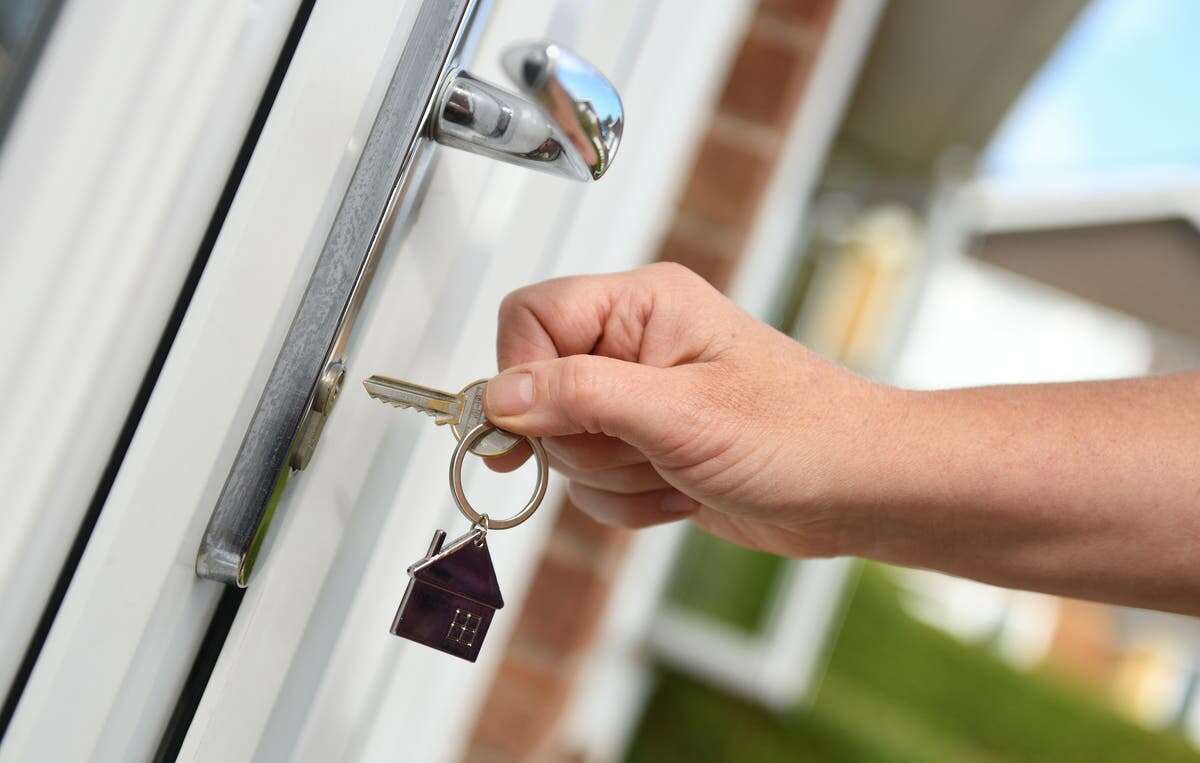 Landlords to be banned from asking for several months rent upfront