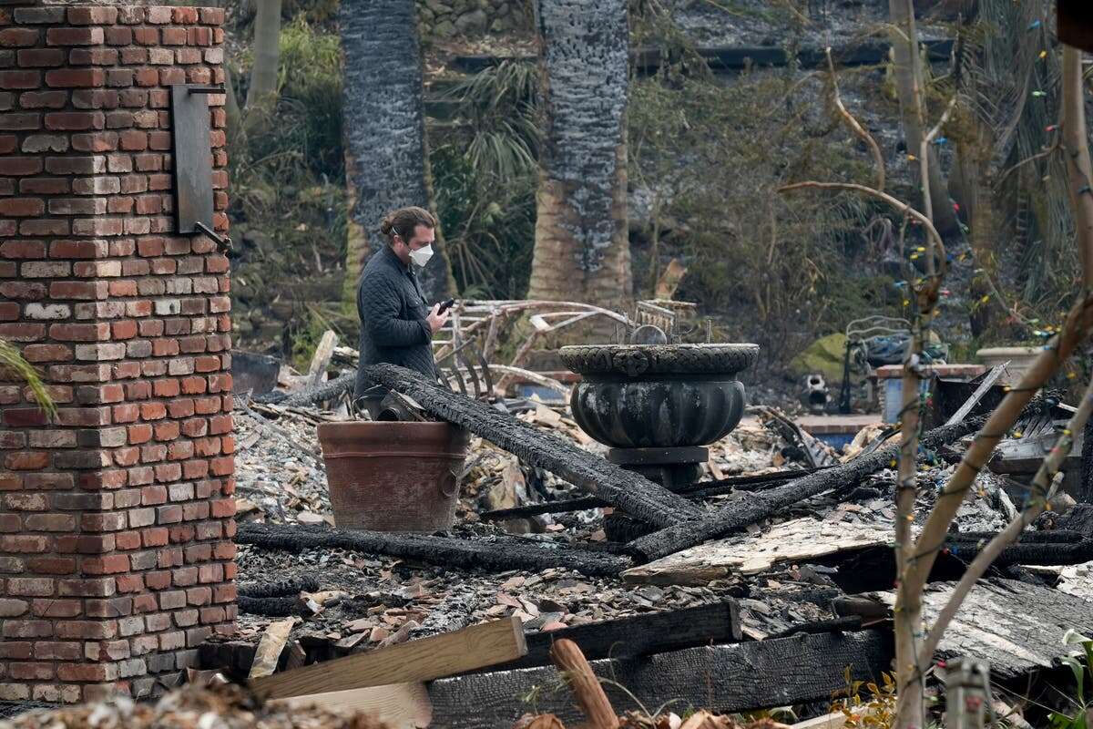 Southern California forecast of cool temps, calm winds to help firefighters battle Malibu blaze