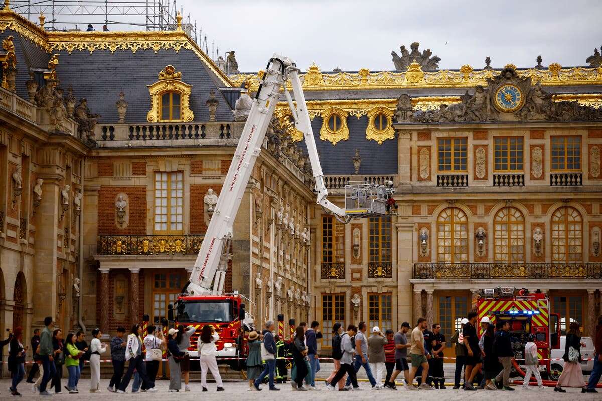 Palace of Versailles evacuated after fire in Paris