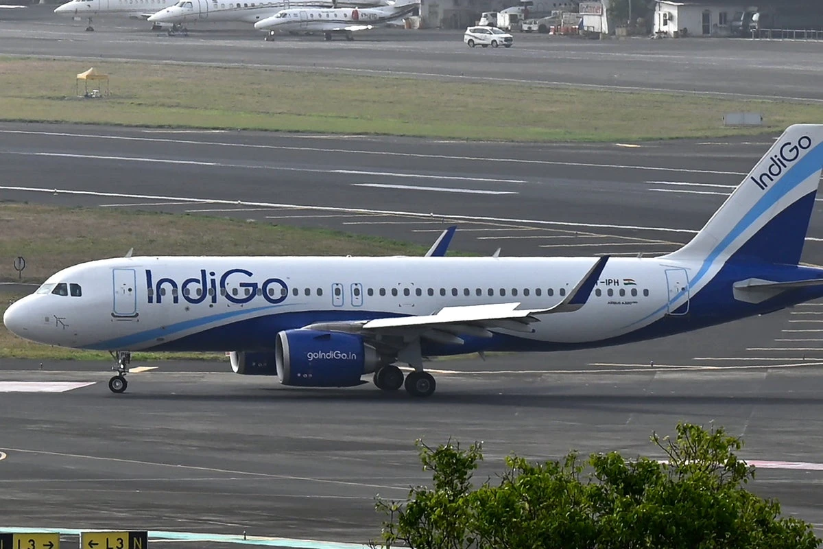 Pakistan denies airspace access to Indian flight caught in storm