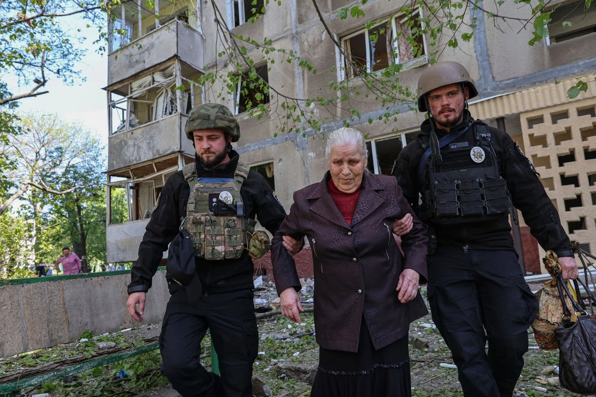 An American ambush threatens Ukraine – can the UK save Kyiv?