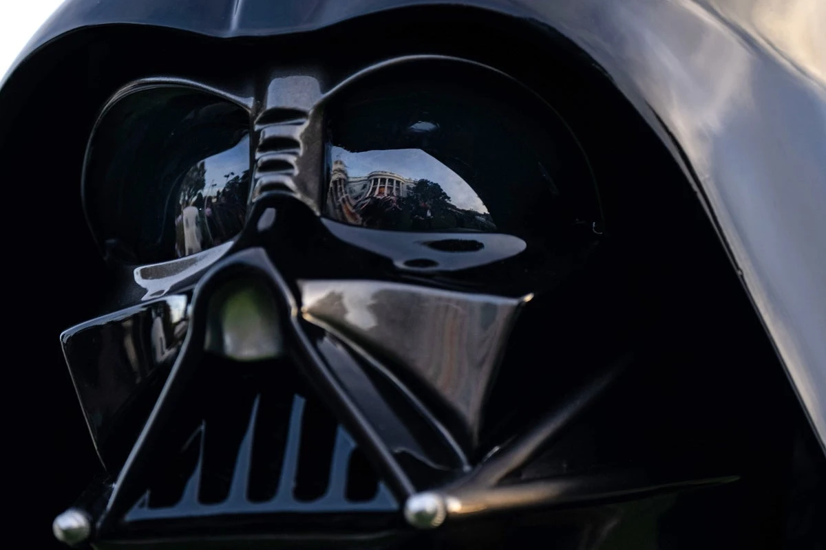 NHS blood donation worker wins £30k after comparison to Darth Vader