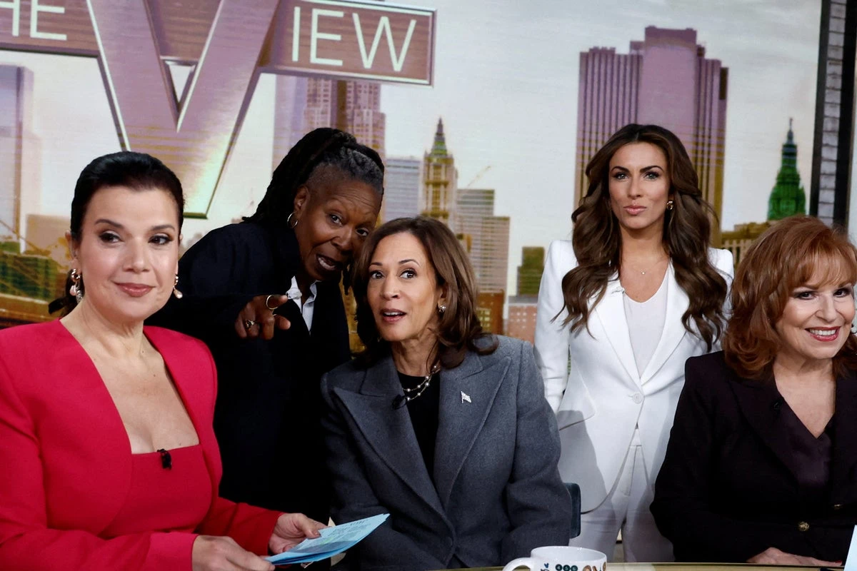 The View has been told to tone done its anti-Trump rhetoric: report
