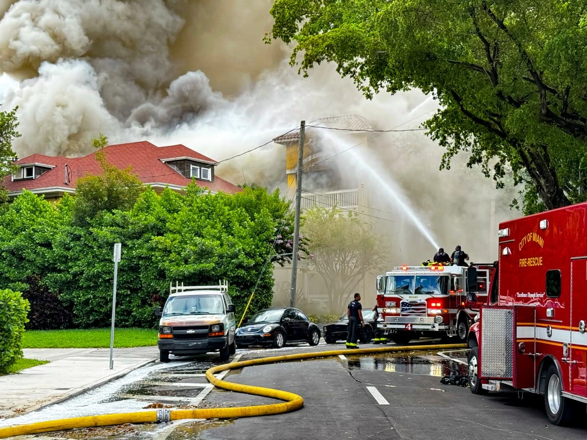 Fire erupts at Miami apartment where man found with gunshot wound