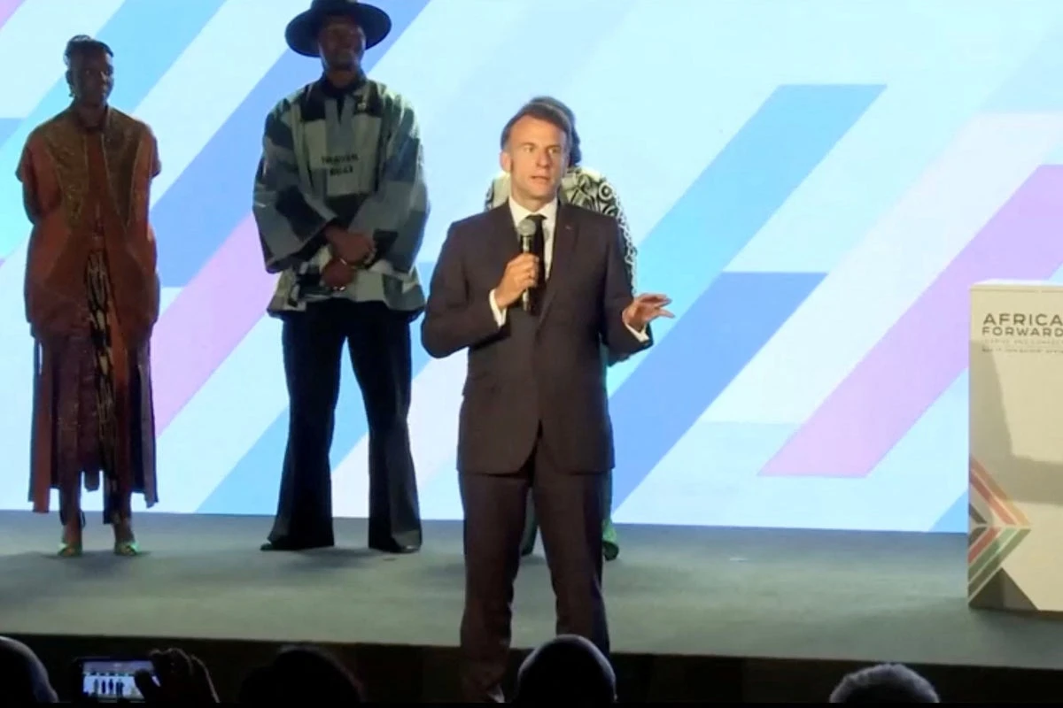 Macron interrupts speaker to demand silence from audience in Kenya