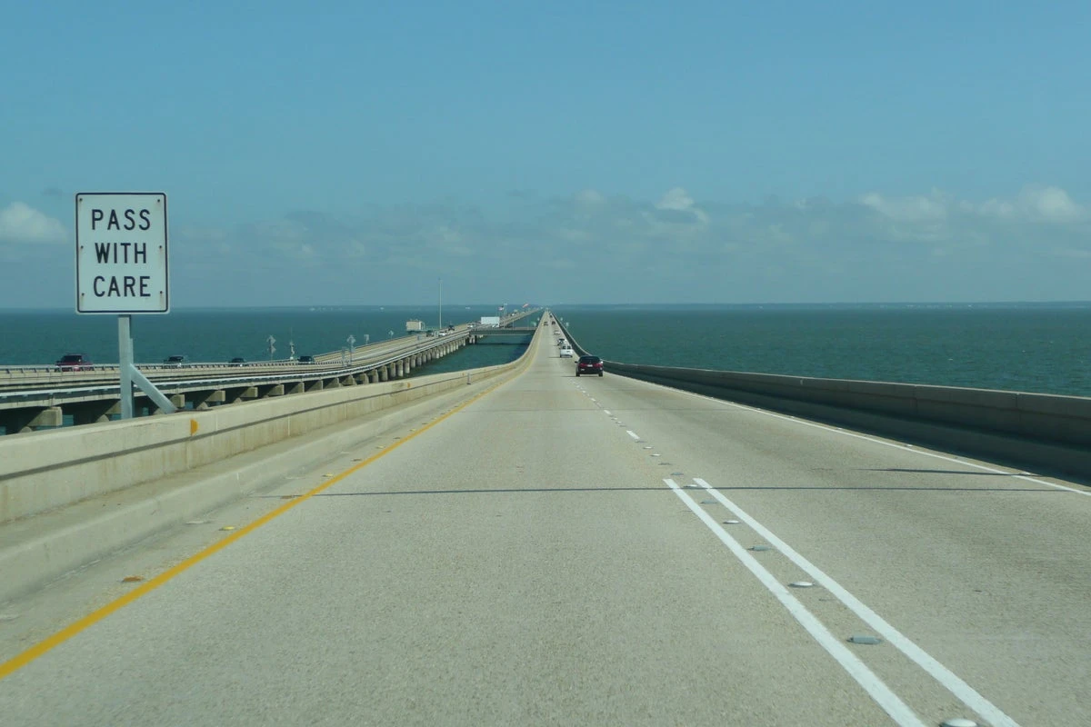 Fisherman saves woman after she jumped from Louisiana bridge