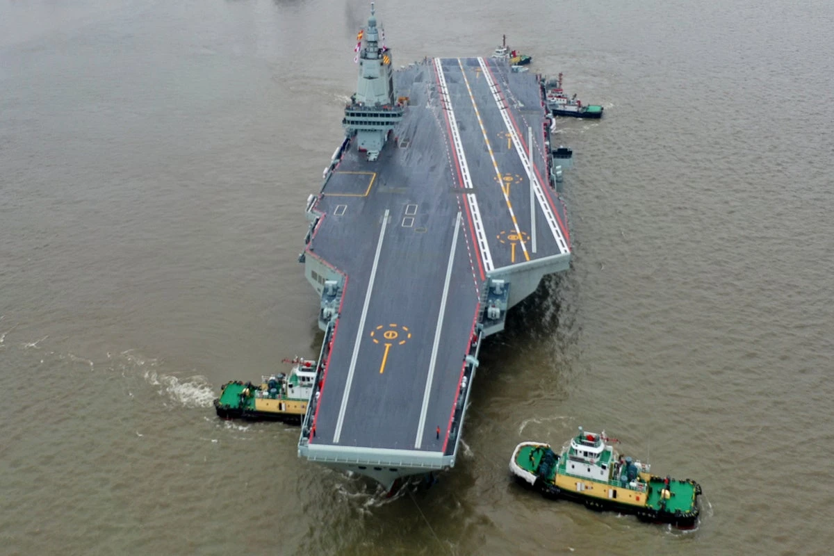 China’s newest warship sails through Taiwan Strait