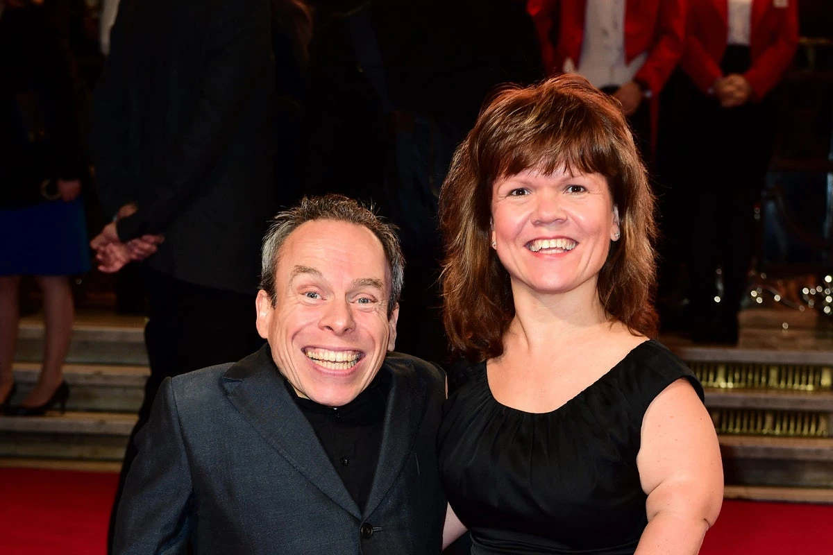 Warwick Davis’s wife died hours before planned hospital discharge