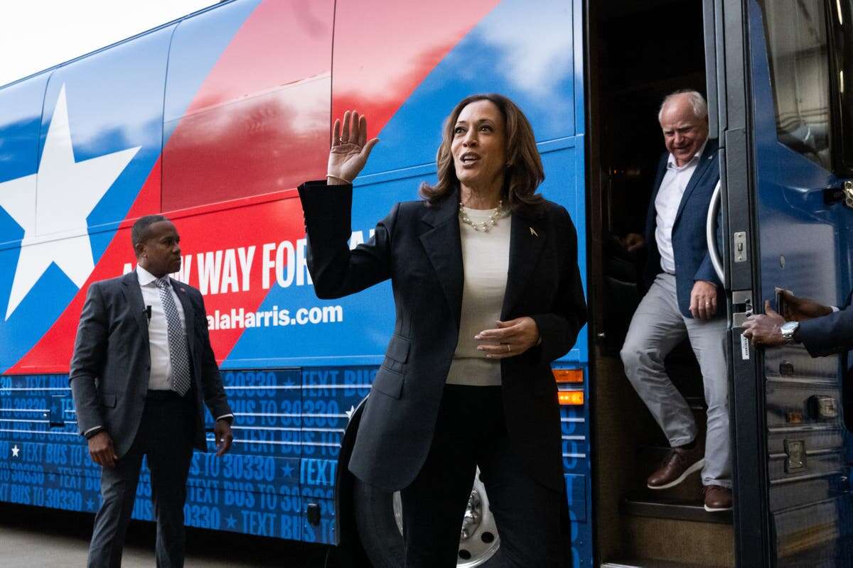 Top police officials endorse Harris as felon Trump courts cop union