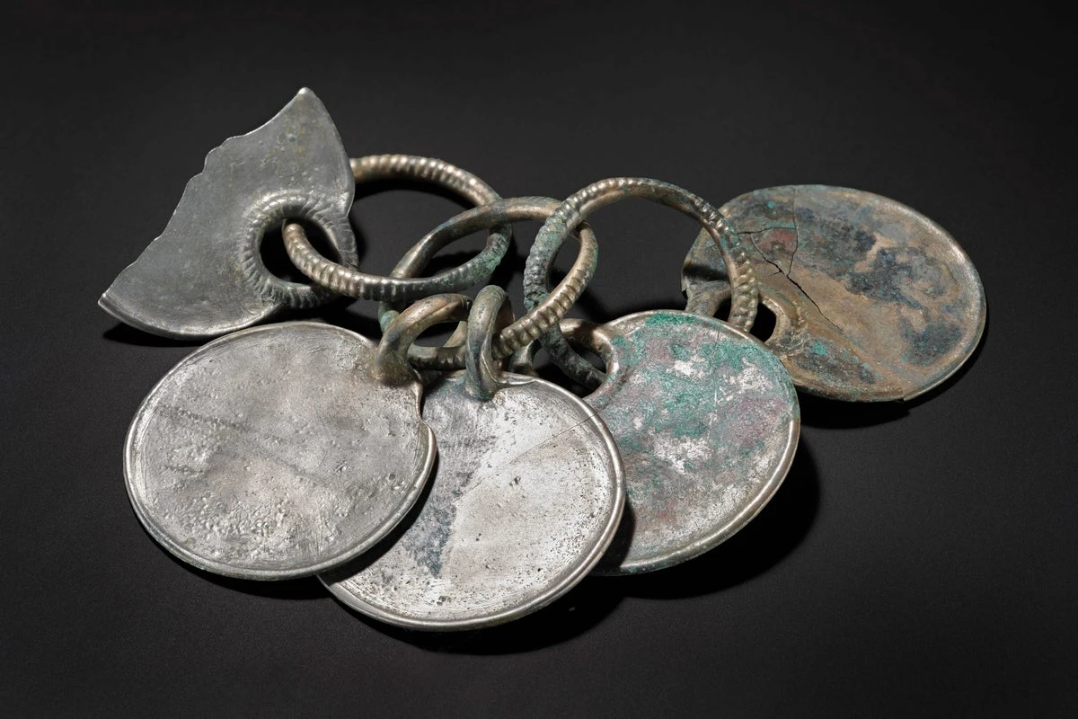 ‘Magical’ moment 3,000-year-old Bronze Age hoard was uncovered