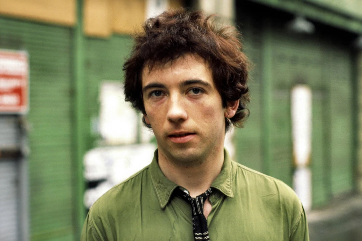 How Buzzcocks’ Pete Shelley swapped punk for queer-pop electro