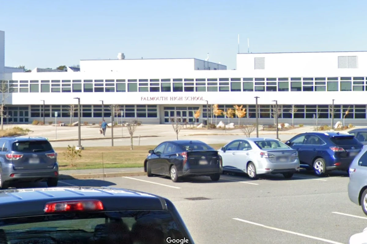 Teen dies crashing her Range Rover in Cape Cod as she was leaving prom