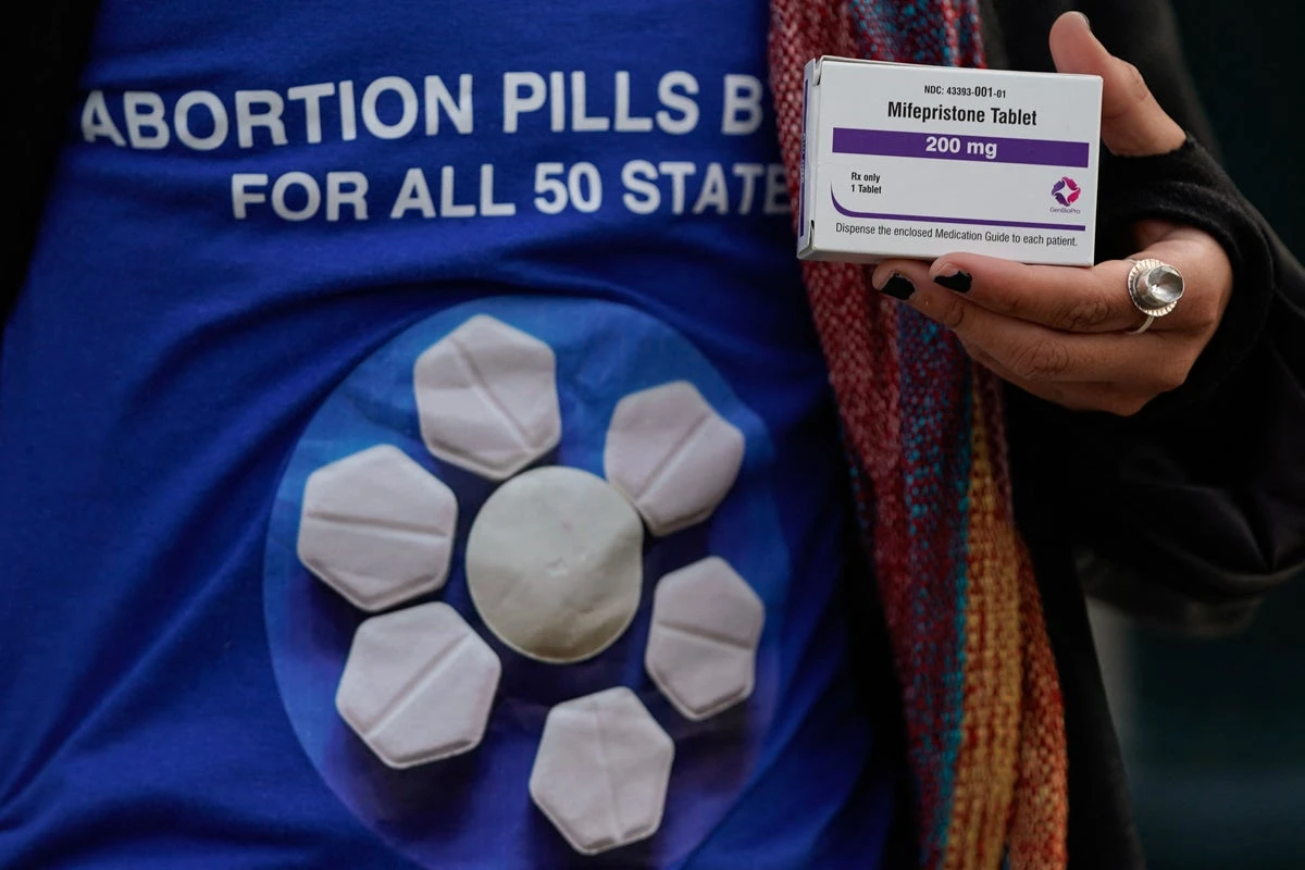 How ‘bogus’ science is pushing Trump to go after abortion drugs