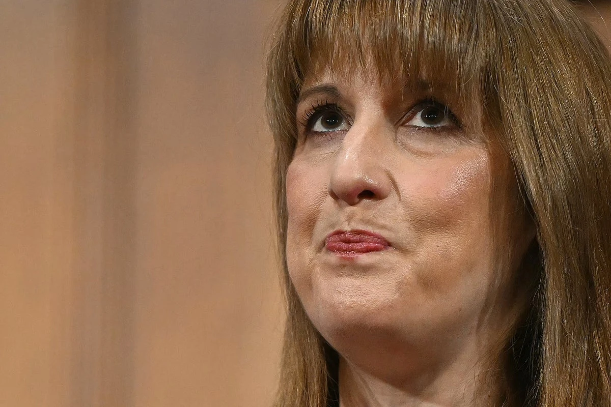 Name and shame ‘shrinkflation’ culprits, Reeves urged