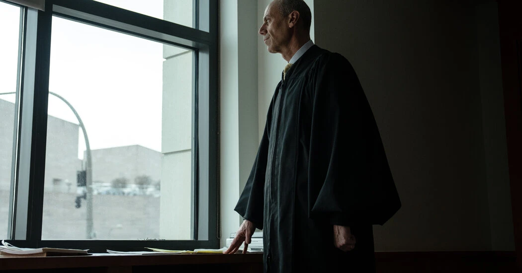 Appeals Court Pauses for Now Contempt Proposal by Trial Judge