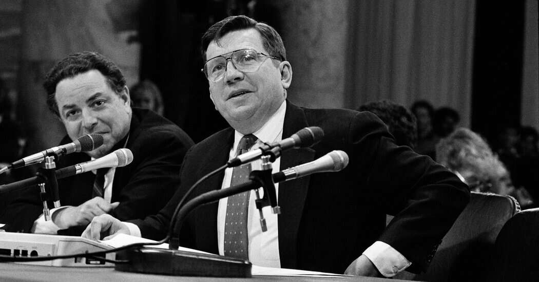 Richard V. Secord, Middleman in Iran-Contra Scandal, Dies at 92