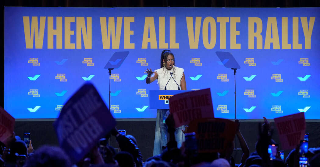 Michelle Obama, Rallying Young Voters Near Atlanta, Warns of ‘Apathy’