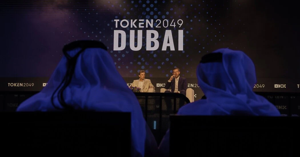 At a Dubai Conference, Trump’s Conflicts Take Center Stage